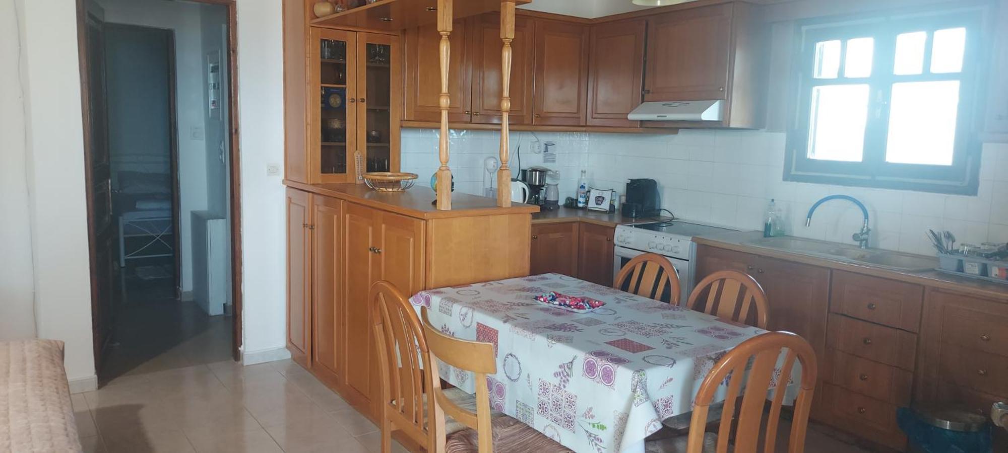 Апартаменти Elena'S Family House Артеміда Екстер'єр фото